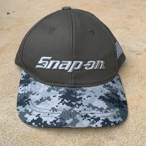 Snap-on Adjustable Snap Back Baseball Cap Hall Digital Pixel Camo Grey Green